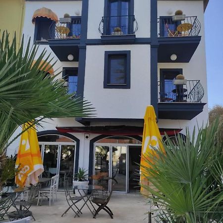 Marina Sahil Hotel Çeşme Exterior photo