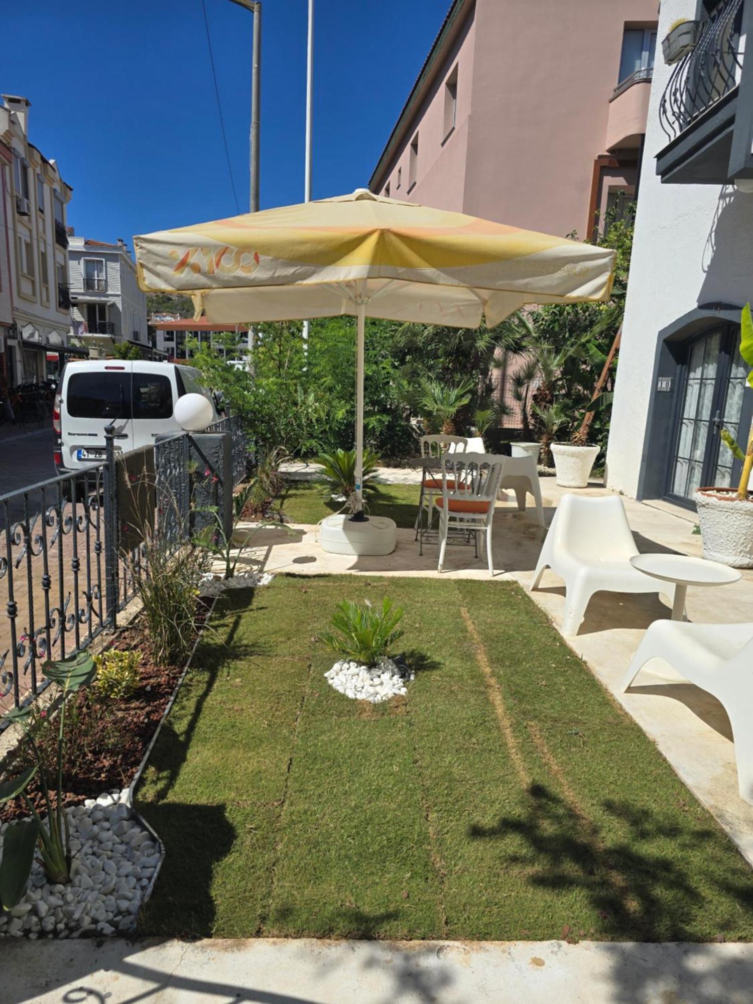 Marina Sahil Hotel Çeşme Exterior photo
